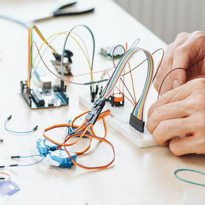 خدمات تست قطعات الکترونیکی طیف‌سنج