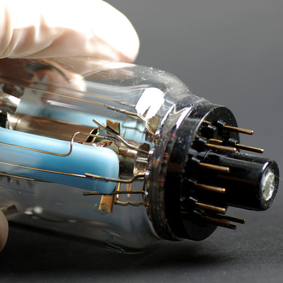 UL Certified Lamp Lab Test On Time Services گواهینامه ISO 9001